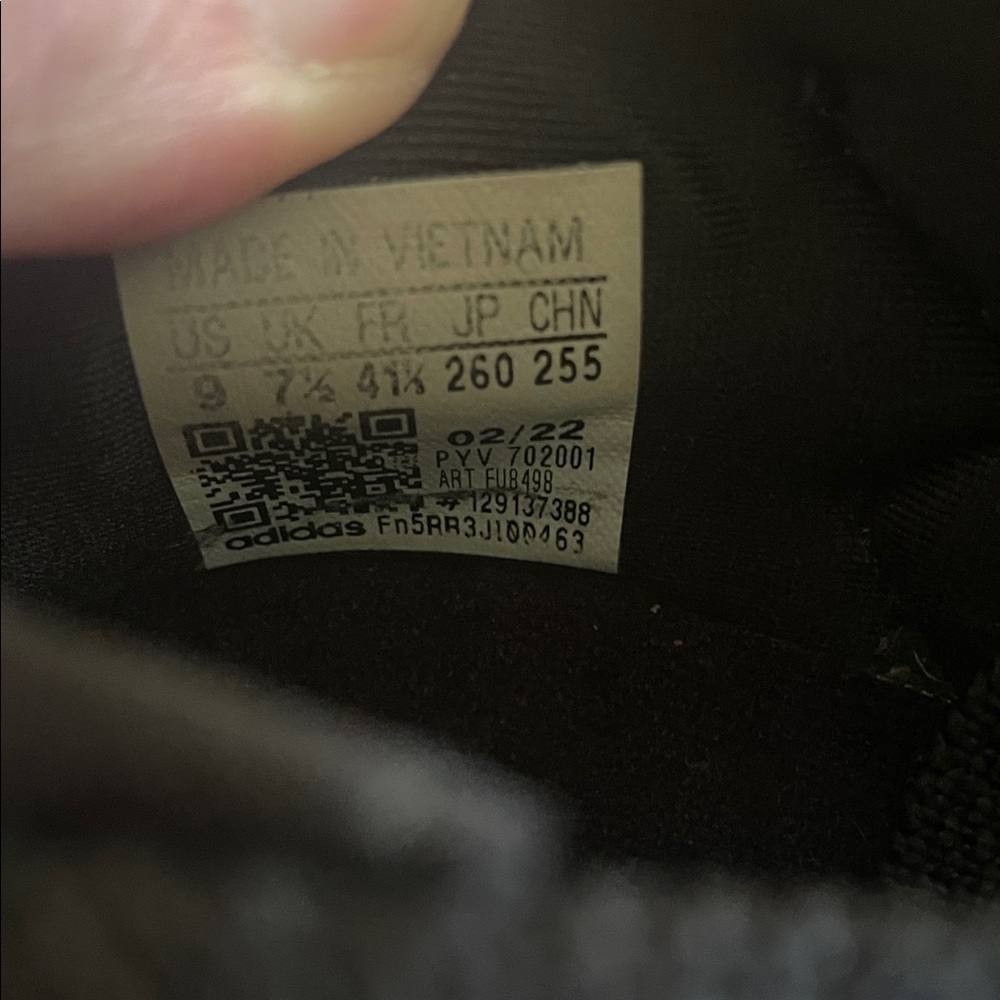 Adidas All-Black PRIMEBLUE Sneakers - Picture 7 of 9